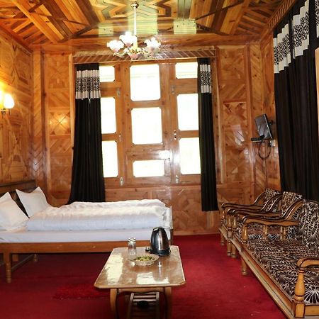 Sāngla Hotel Mount Kailash מראה חיצוני תמונה