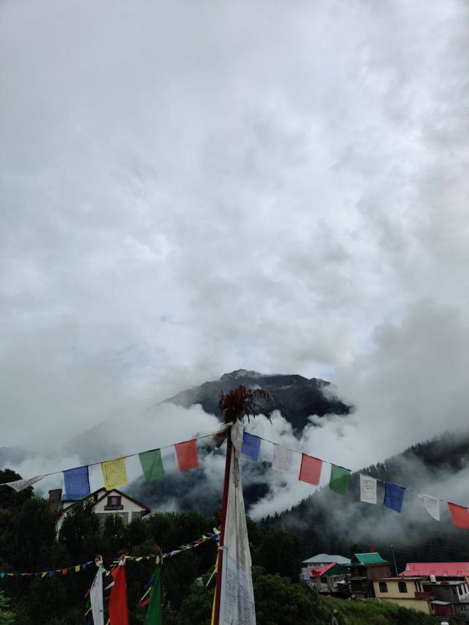 Sāngla Hotel Mount Kailash מראה חיצוני תמונה